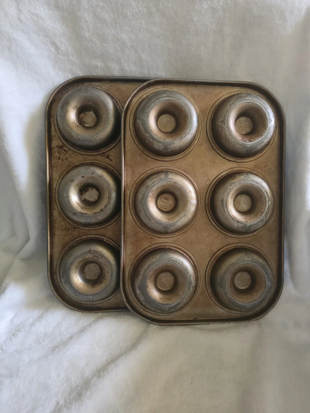 Bundle of 2 Non-Stick 6-Cavity Donut Baking Pans (Makes 12 Total) - Pre-Owned